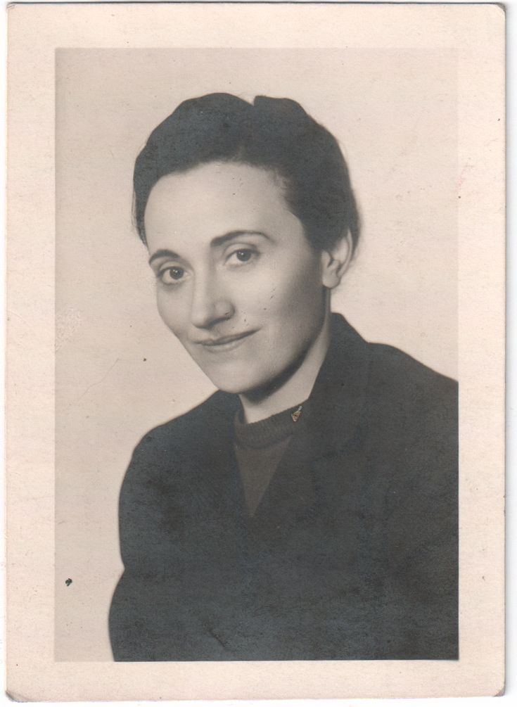 <b>Tárgy:</b> L. I.<br/><b>Fotó kelte:</b> 1940<br/><b>Készítette:</b> nincs adat<br/>